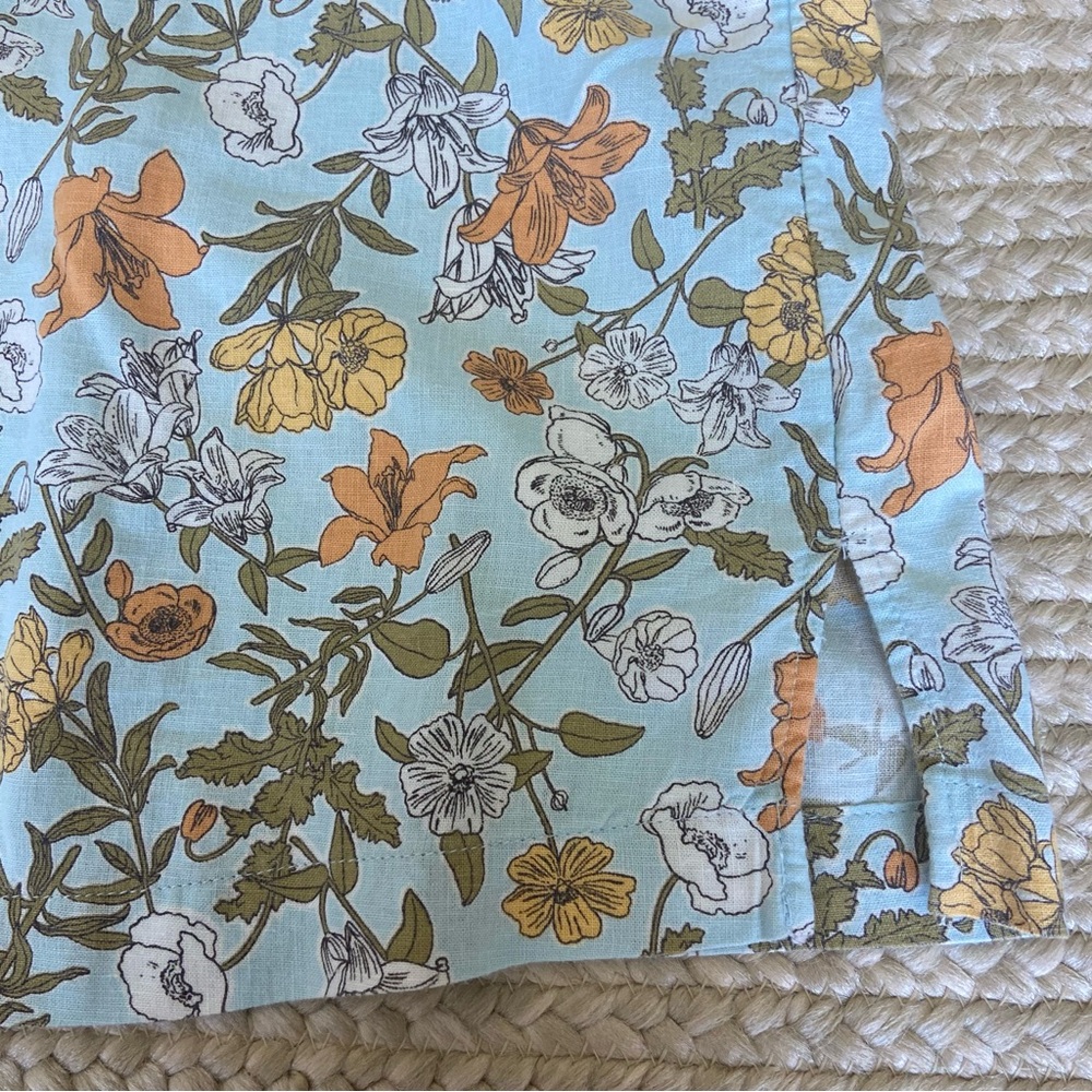 Cynthia Rowley Blue Floral Linen Button Back Top π - Picture 8 of 10